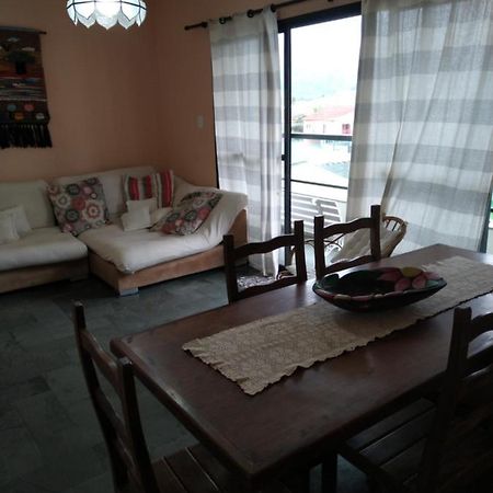 Apartamento Em อูบาตูบา ภายนอก รูปภาพ